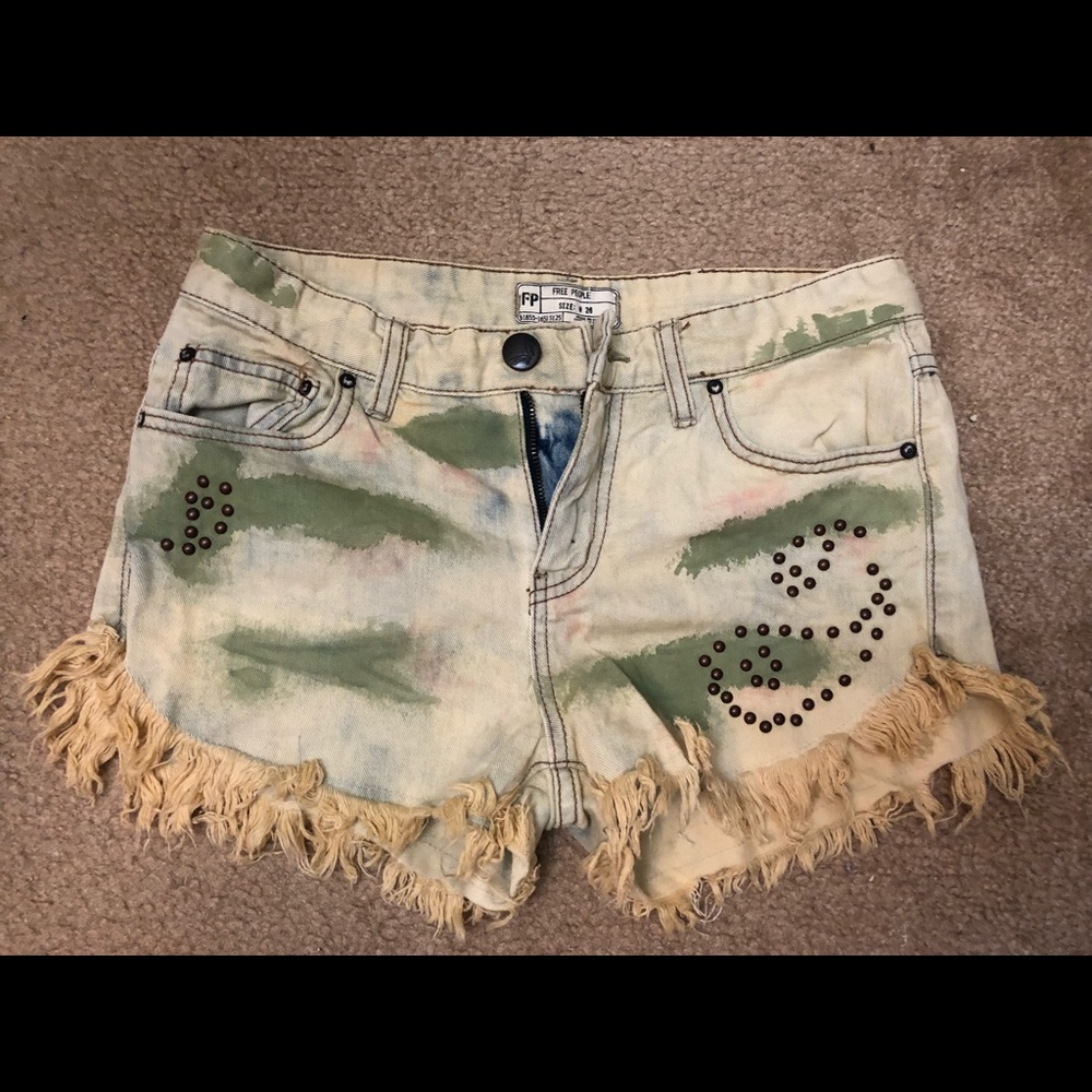🎃Clearance 3 for $35🎃 Free people shorts